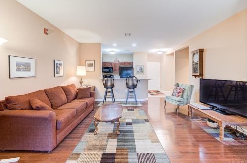 943 Tower Ridge Cir, Middletown NY  10941-2611 exterior