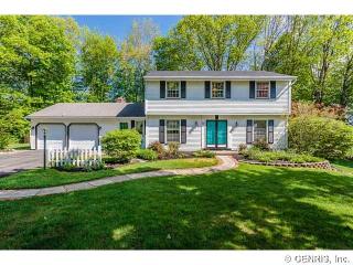 66 Country Corner Ln, Fairport, NY 14450-3033