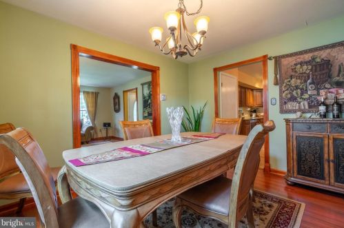 293 Stormfield Dr, Harleysville PA  19438-2330 exterior