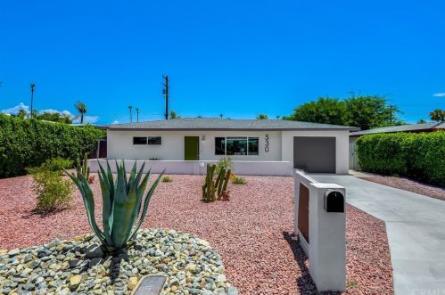 530 Calle Marcus, Palm Springs CA  92262-6147 exterior