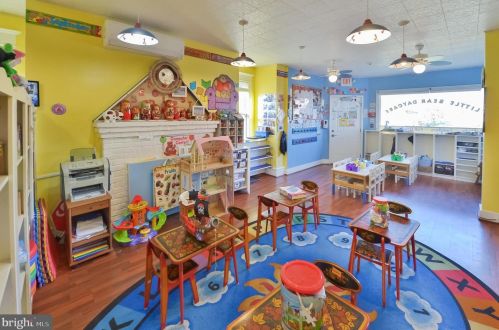 300 White Horse Pike, Camden NJ  08107-1309 exterior