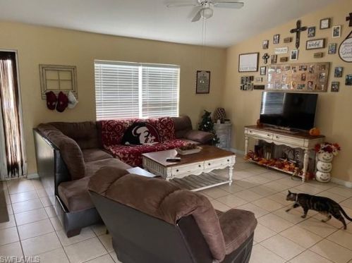 112 Viewpoint Dr, Lehigh Acres, FL 33972-1031