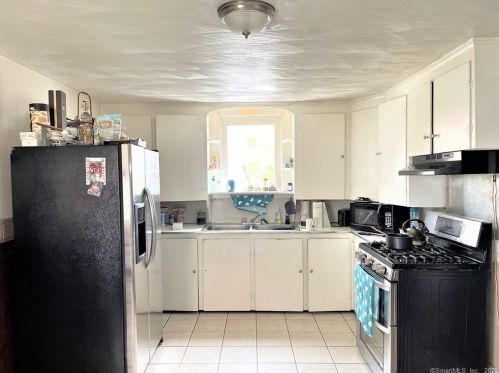 101 Federal St, United States Coast Guard Ac CT  06320-6210 exterior