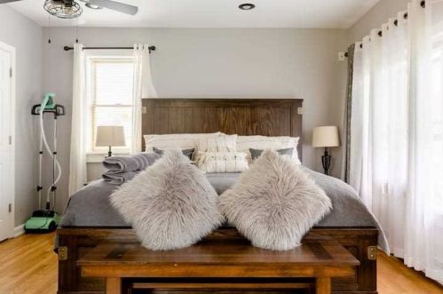 72 Maple Ave, Fishkill NY  12524-2213 exterior