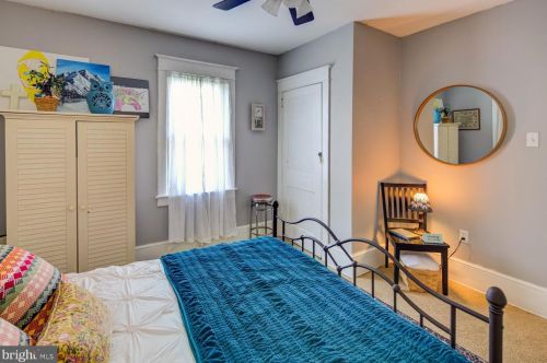 301 Summit Ave, Wilmington DE  19804-1725 exterior