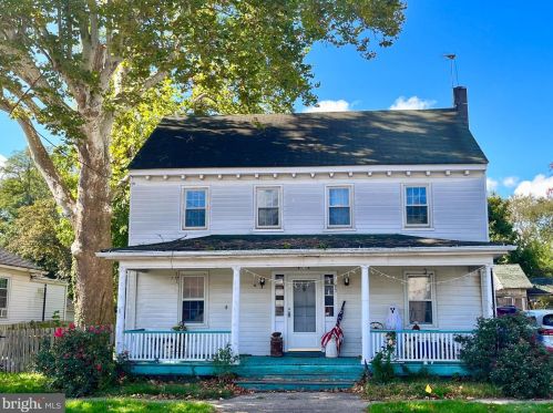 97 Atlantic Ave, Columbus, NJ 08022-1207