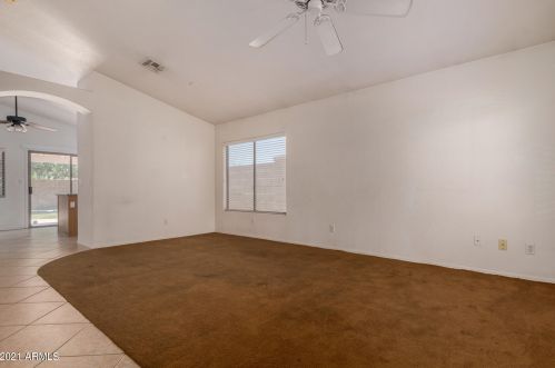 6607 West Wind Dr, Glendale, AZ 85310-3461
