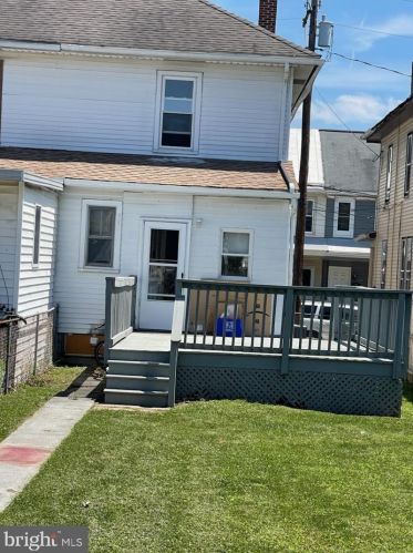 305 29 St, Harrisburg PA 17103-1919 exterior