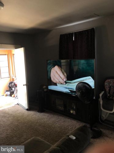 116 Monroe St, West Deptford NJ  08066-1341 exterior