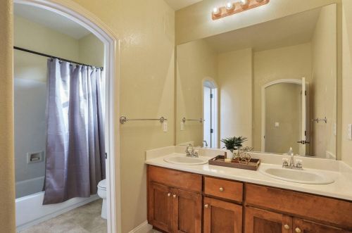 4021 Calistoga Ct, Modesto CA  95356-8987 exterior