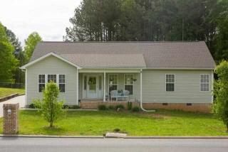 243 Chetola Dr, Cleveland, TN 37323-5363