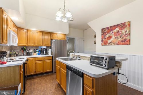 120 Noble St, Norristown PA  19401-4403 exterior