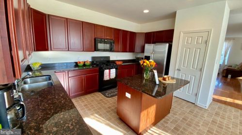 928 Shepard Ave, Bear DE  19701-6836 exterior