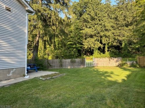 57 Edison Ave, Ogdensburg NJ  07439-1244 exterior