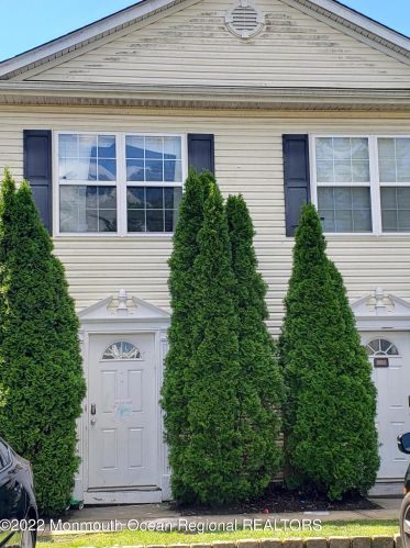 12 Aspen Ct, Lakewood, NJ 08701-4332