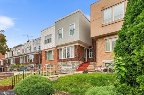 2921 13th St, Philadelphia, PA 19133-1328