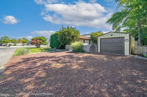 401 Sea Bright Rd, Lacey NJ  08731-4950 exterior