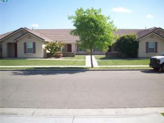 1997 Academy Ave, Tulare CA  93274-3185 exterior