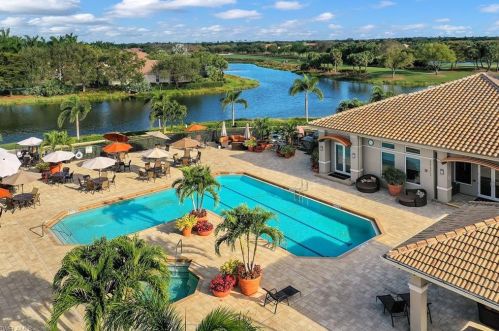 23940 Copperleaf Blvd, Bonita Springs FL 34135-8167 exterior