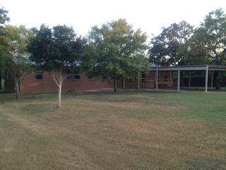128 Lorine Ln, Seguin TX  78155-0784 exterior