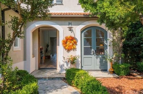 11 Tesoro, Newport Beach, CA 92657-1214