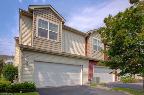 9632 Scott Cir, Minneapolis, MN 55443-3293