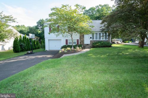 1159 Nash Ave, Lansdale, PA 19446-4220