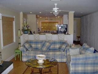 82 Lighthouse Dr, Jupiter FL  33469-3511 exterior