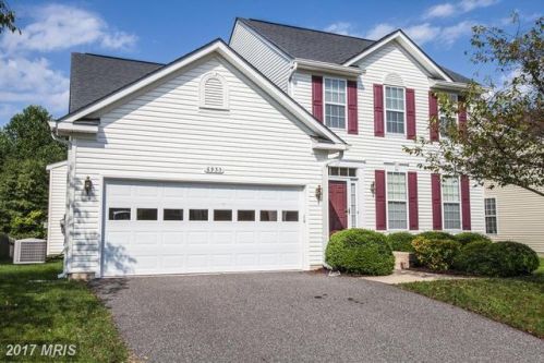 6933 Versaille Dr, Fredericksburg, VA 22407-2587