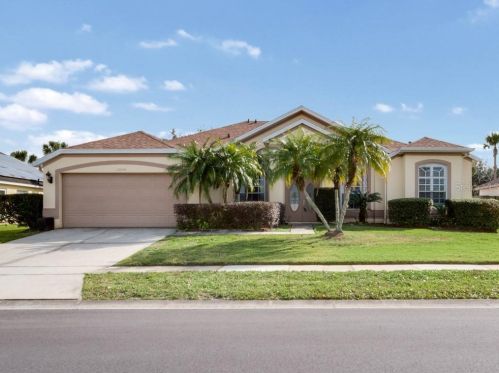 13530 Crystal River Dr, Orlando, FL 32828-8440