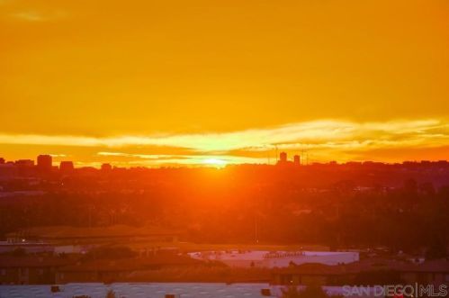 10931 Scripps Ranch Blvd, San Diego CA 92131-1050 exterior