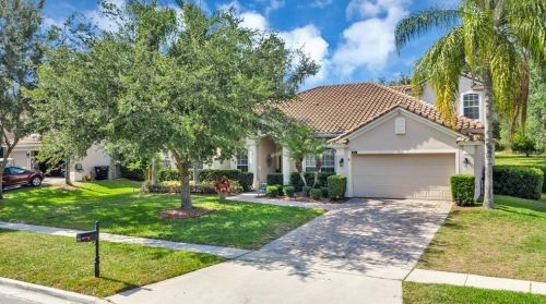 617 Green Rock Ct, Apopka, FL 32712-4854