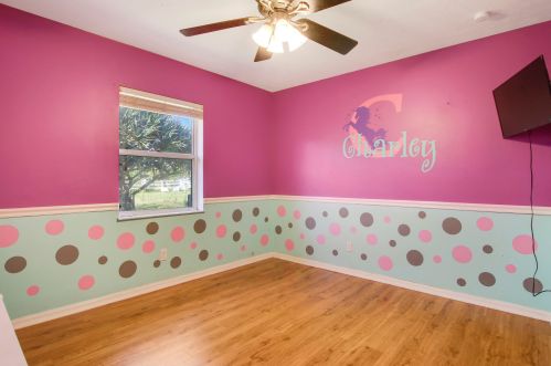 310 Rosewood Dr, Fort Pierce FL  34947-3424 exterior