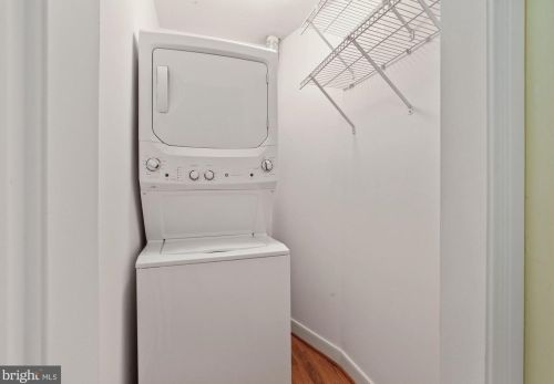 1827 Florida Ave, Washington, DC 20009-1746