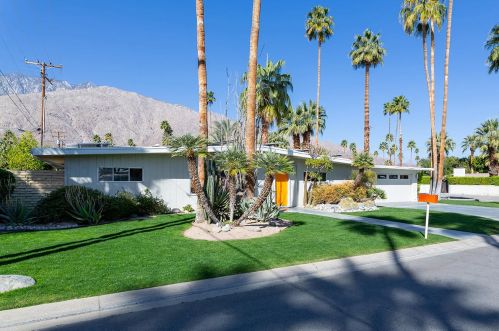 1033 Calle De Maria, Palm Springs, CA 92264-8501