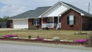 3595 Drayton Dr, Dalzell, SC 29040-8682