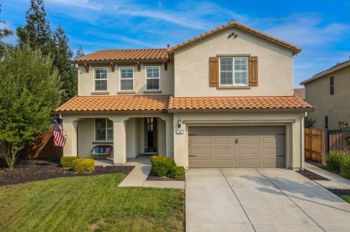 386 Myrtle Ln, Oakley, CA 94561-1888