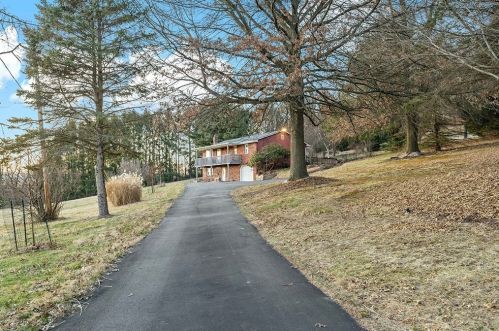 7000 Leechburg Rd, New Kensington, PA 15068-8308