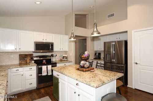 31211 43rd St, Cave Creek AZ  85331-3829 exterior