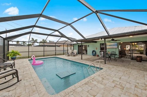 405 37th Ter, Cape Coral, FL 33914-5853