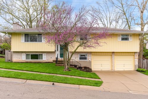 824 Stutely Pl, Miamisburg OH  45342-2025 exterior