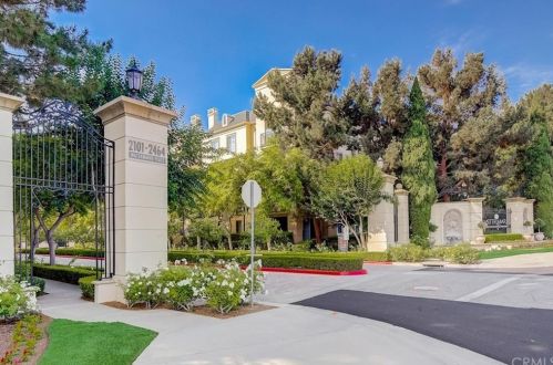2403 Watermarke Pl, Irvine CA  92612-7690 exterior