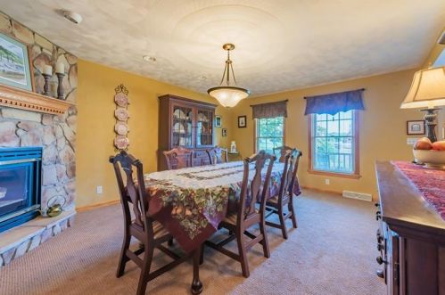 1117 Nicole Renee Dr, Latrobe PA  15650-9635 exterior