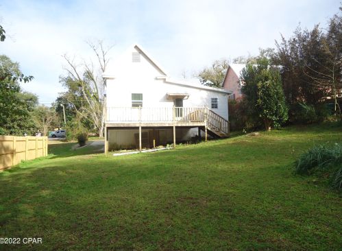 2919 Caledonia St, Marianna FL  32446-3366 exterior