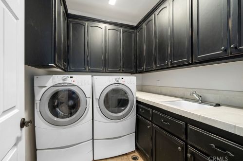 40107 Calle Breve, Temecula CA  92592-8692 exterior