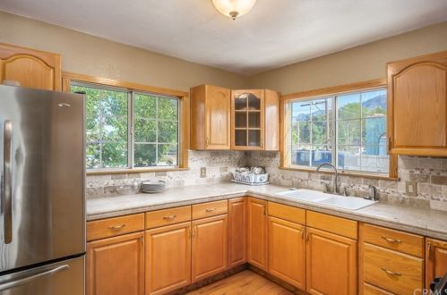 114 Barranca Ave, Glendora CA  91741-2423 exterior