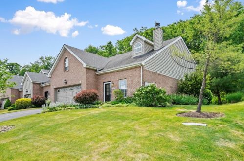 7082 Clubview Dr, Bridgeville PA  15017-1097 exterior