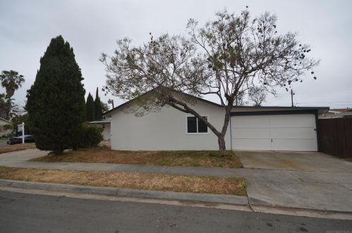 8662 Fensmuir St, San Diego, CA 92123-2153