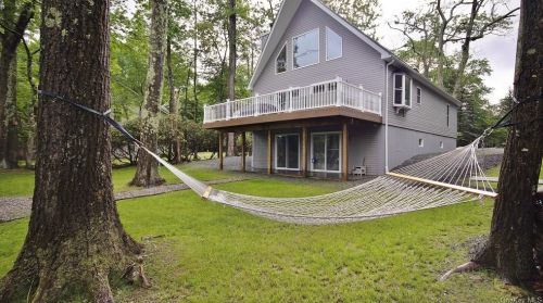 57 Lake Shore Dr, Rock Hill, NY 12775-6503