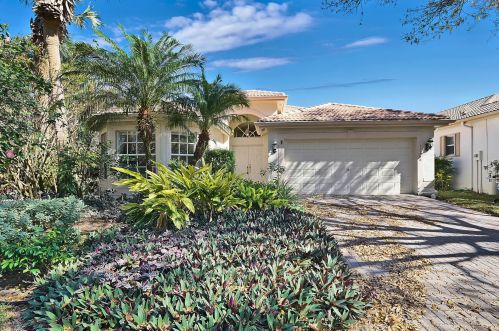 11268 Vivero Ave, Boynton Beach, FL 33437-4016